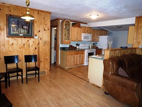 Spacious kitchen/dining combo