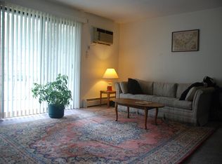 9 Tiffany Rd APT 5, Salem, NH 03079