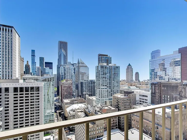 200 N Dearborn St #3103 — Photo 19