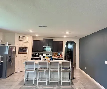 1962 SW Delmonico Ave — Photo 3