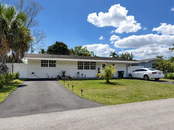 8130 NW 12th St, Pembroke Pines, FL 33024