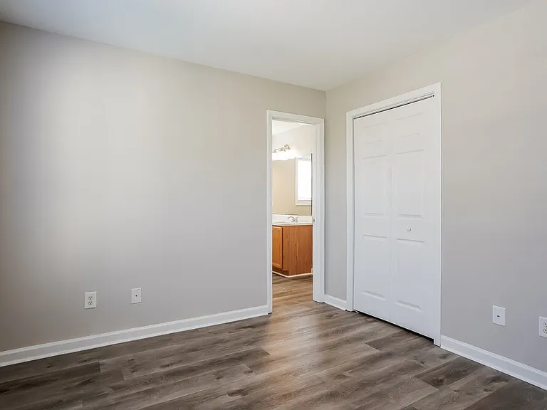 3206 Hayling Dr — Photo 16