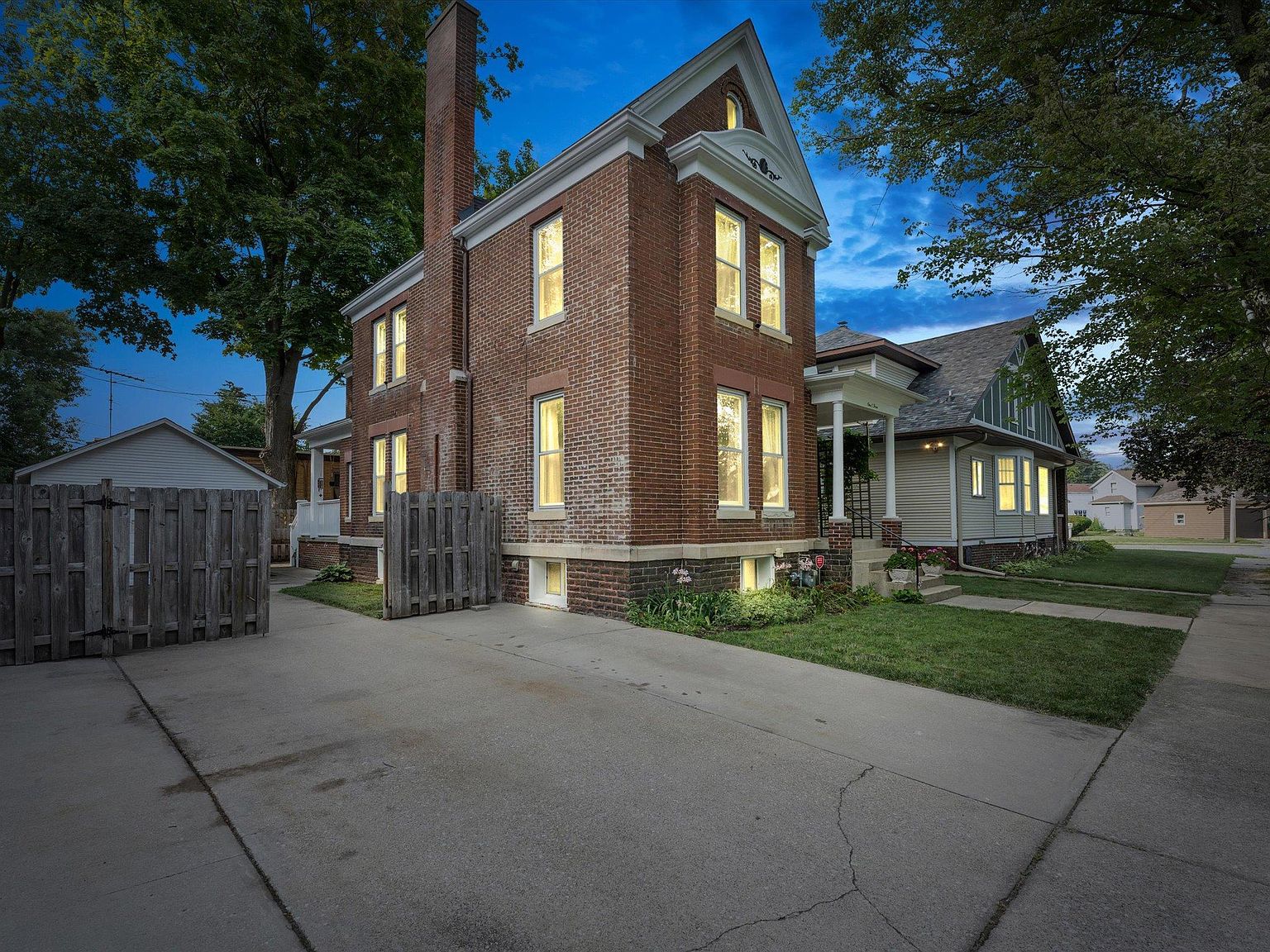 103 Warwick St, La Porte, IN 46350 Zillow