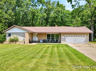 758 N Mill Iron Rd, Muskegon, MI 49442