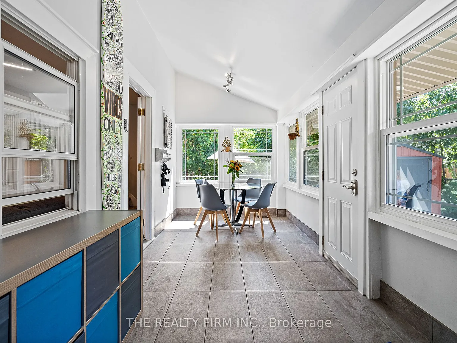3 bed, $1,995 — Photo 4