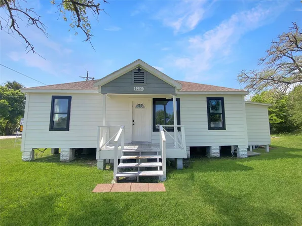 1201 E Fm 517, San Leon, TX 77539