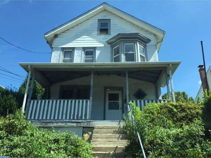 2nd image of 515 Harrison St