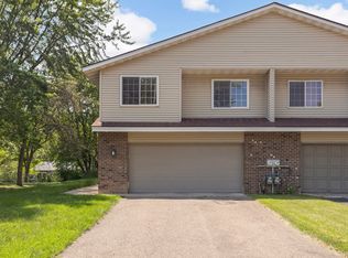 7300 Stewart Dr, Eden Prairie, MN 55346