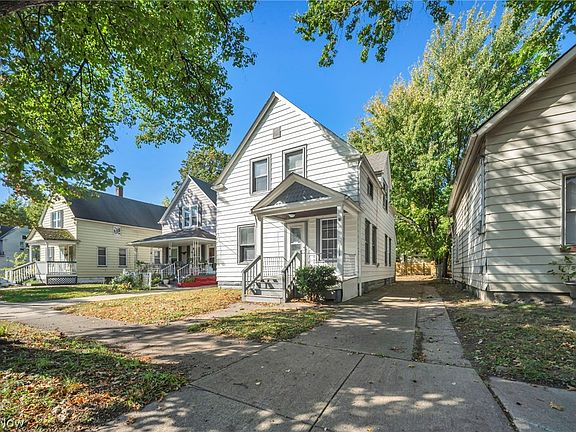 5th image of 3658 E 55th St