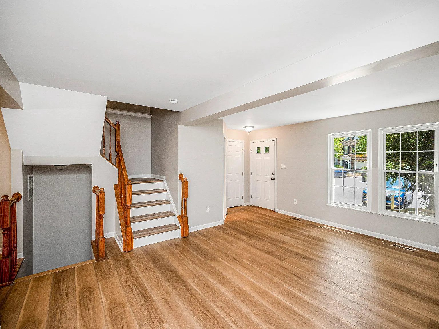 4 bed, 3.5 bath, 2464 sqft, $2,500 — Photo 4