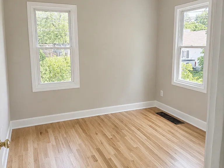 1016 Cleo St — Photo 11