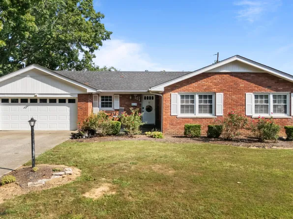 151 Pinehurst Dr, Frankfort, KY 40601