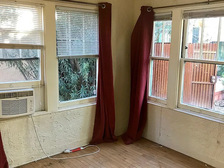 1128 N Tyndall Ave #6 — Photo 10