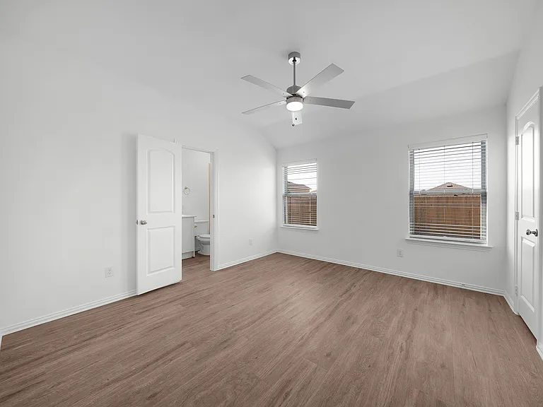 216 Fairmeade Dr — Photo 26