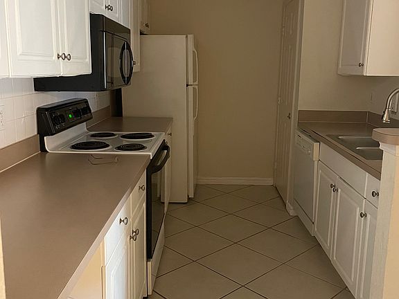 5th image of 4318 Bayside Village Dr APT 202