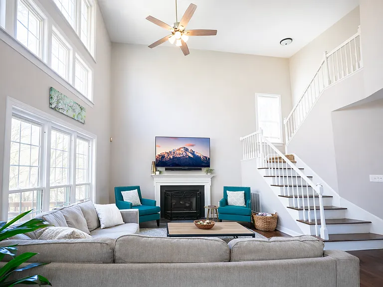 10315 Rougemont Ln — Photo 13