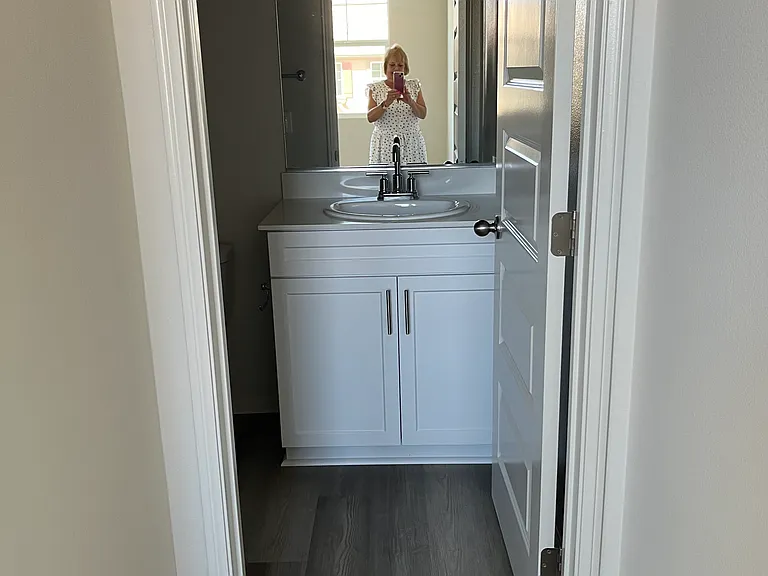 28019 Oakdale Dr — Photo 22