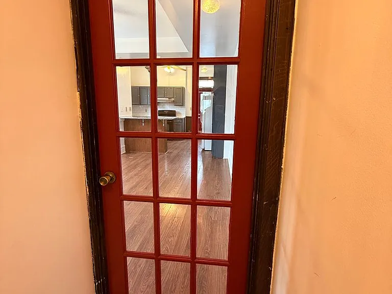 1309 E Carson — Photo 18
