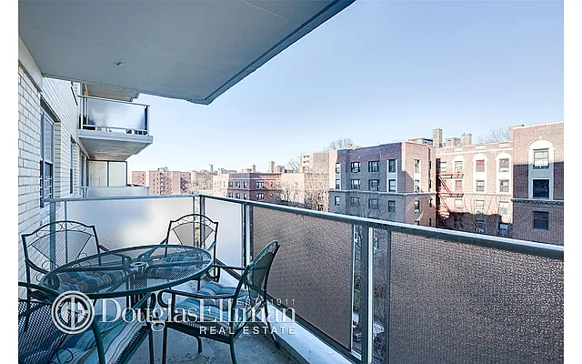 Sold by Douglas Elliman | media 26