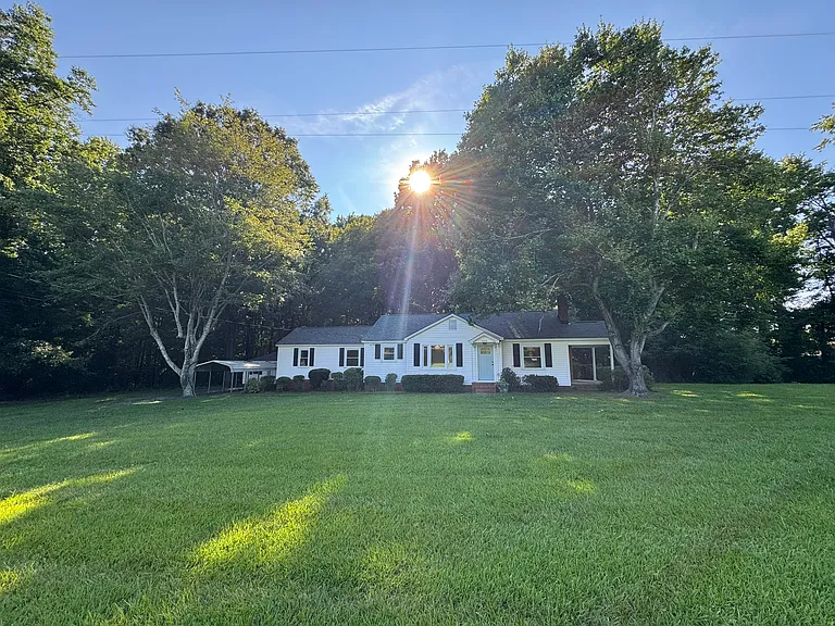 1608 Waxhaw Indian Trail Rd — Photo 25