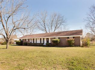 2506 Mesa Rd, Waycross, GA 31501