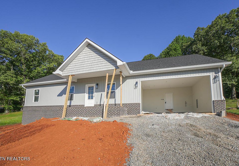 1st image of 1001 N Old Grey Ridge Rd