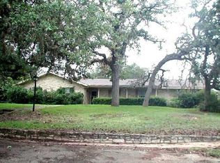 102 Sisterdale Rd, Boerne, TX 78006