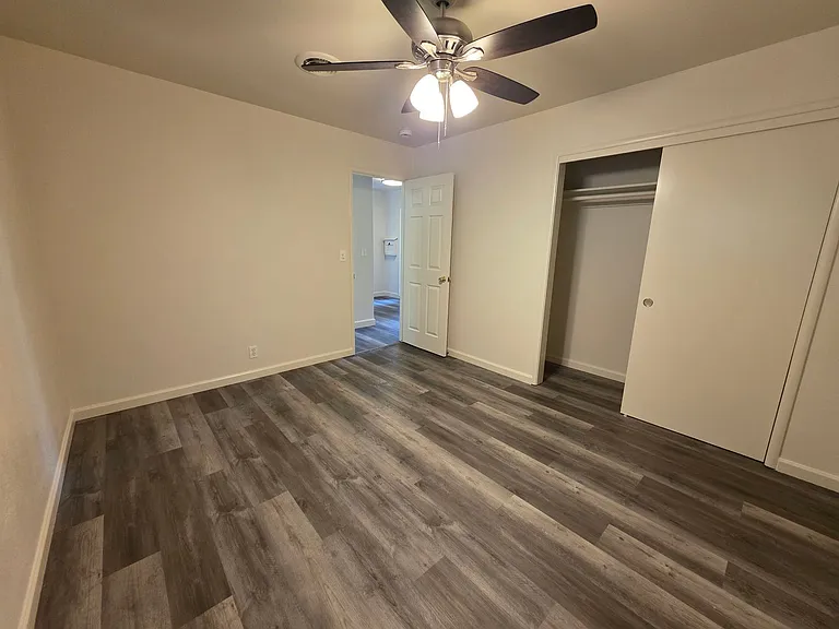 Bowen/Phelps Duplex — Photo 11