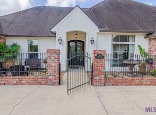 17636 W Purple Martin Ct, Baton Rouge, LA 70816