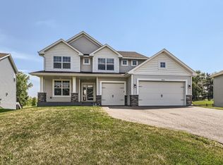 19204 Creekside Trl, Maple Grove, MN 55311