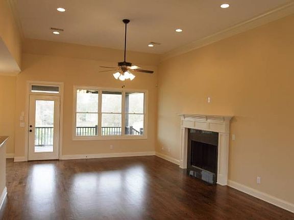 Living Rm with Fireplace