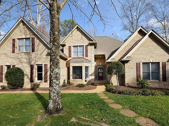 2nd image of 2506 Basswood Ct NW