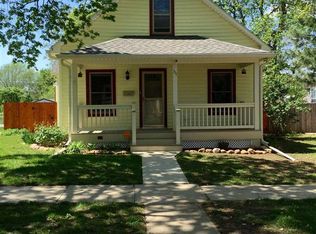 311 SW Orchard St, Topeka, KS 66606