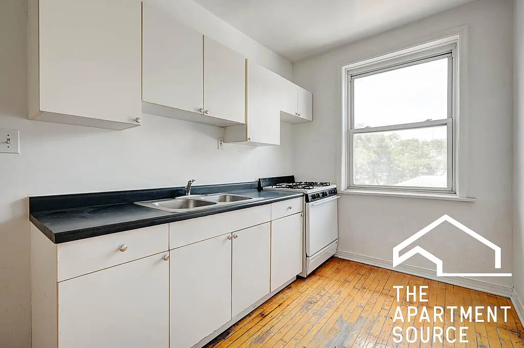 3040 West Wellington Avenue #3 — Photo 1