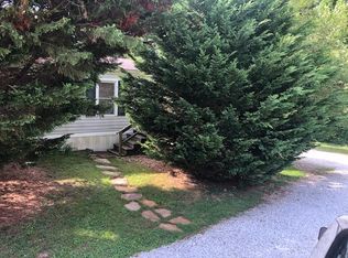 33 Dales Park Ln, Fletcher, NC 28732