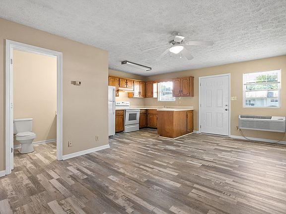 4th image of 308 Thompsonville Ln APT 804