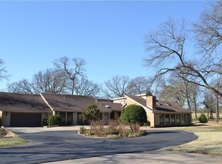 6 Country Club Rd, Shawnee, OK 74801