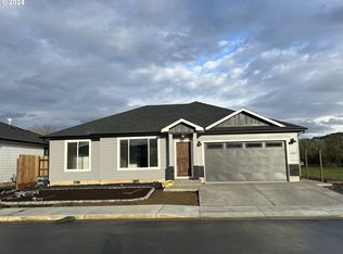 168 Elkton St, Sutherlin, OR 97479