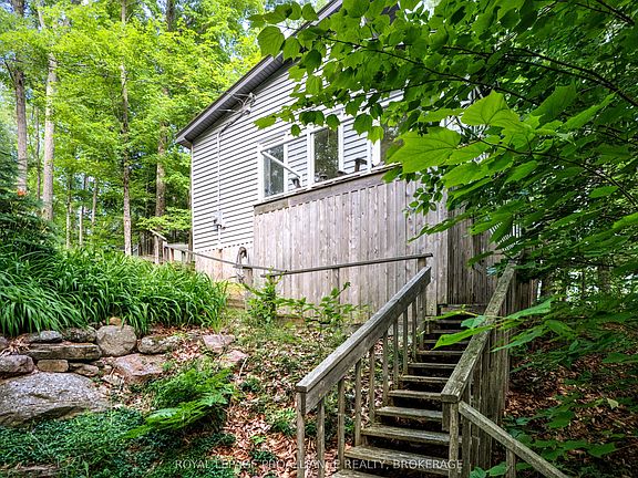 3rd image of 7 Scarlett Ln