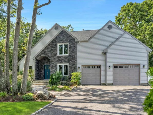 15 Rabbit Run, Riverhead, NY 11901