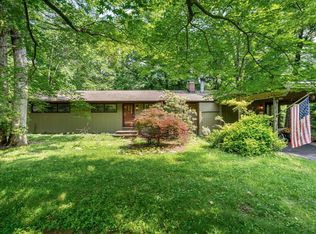41 Colburn Dr, Poughkeepsie, NY 12603