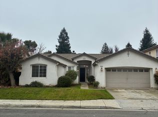 2555 E Houston Ave, Fresno, CA