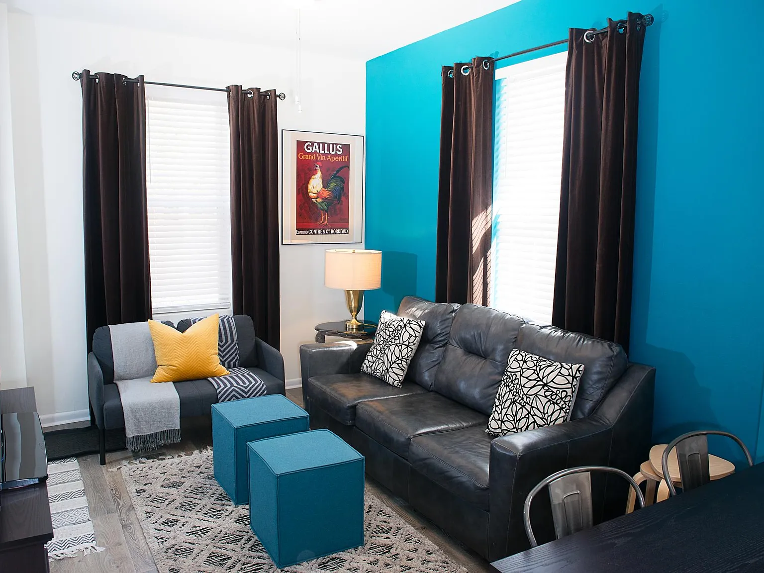 3 bed, 1080 sqft, $3,200 — Photo 1