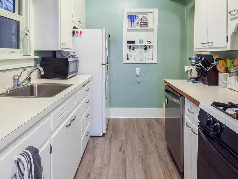 3343 Apple St — Photo 17