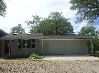 3637 Blackberry Ln, Imperial, MO 63052