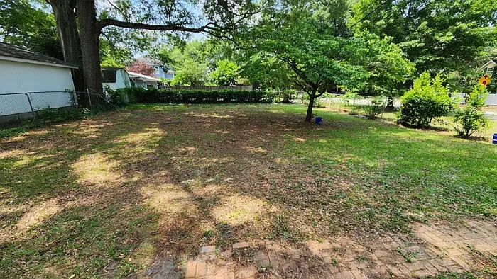 2927 Columbia Ave — Photo 13