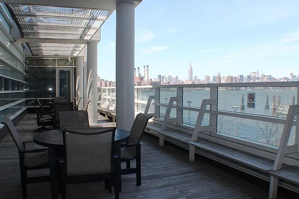 Sold by Corcoran | media 21