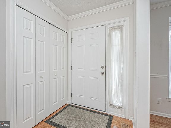 2nd image of 501 Monticello Ct