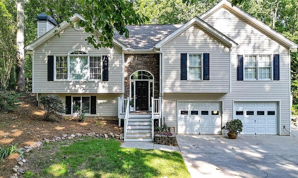 1st image of 355 Mountain Crest Dr