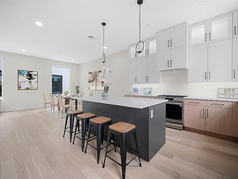 1512-seegar-st-dallas-tx-unit-106-5
